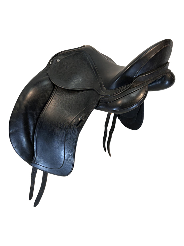17-5inch-used-schleese-dressage-saddle-triumph-sr-34 17.5Inch Used Schleese Dressage Saddle Triumph Sr - Image 1