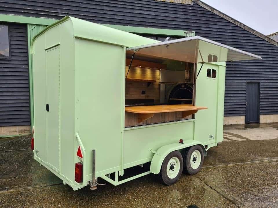 IMG-20260712-WA0061 2026 Luxury Horsebox Ice Cream Trailer - Image 1